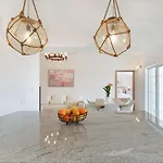 Vila Luxury Maria With Large Pool Suhovare