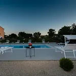 Vila Luxury Maria With Large Pool Suhovare