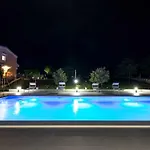 Villa Luxury Maria With Large Pool Suhovare
