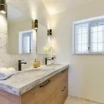Luxury Maria With Large Pool Suhovare