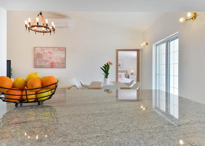 וילה Luxury Maria With Large Pool Suhovare