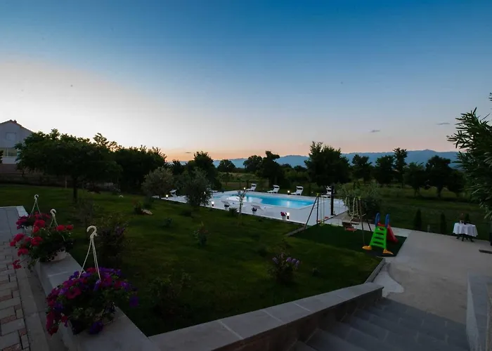 Luxury Maria With Large Pool וילה *
