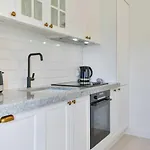 Luxury Maria With Large Pool Villa *