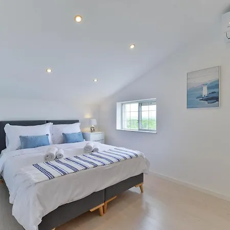 Luxury Maria With Large Pool ヴィラ *