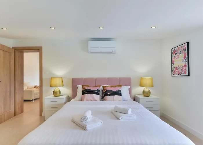 Villa Luxury Maria With Large Pool *