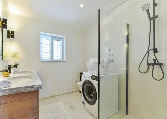 Βίλα Luxury Maria With Large Pool