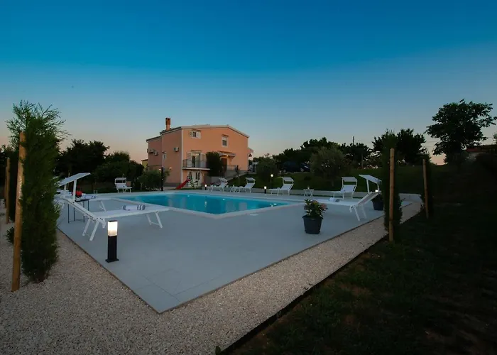 Willa Luxury Maria With Large Pool *