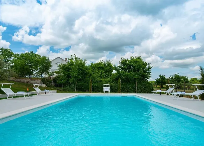 Luxury Maria With Large Pool *